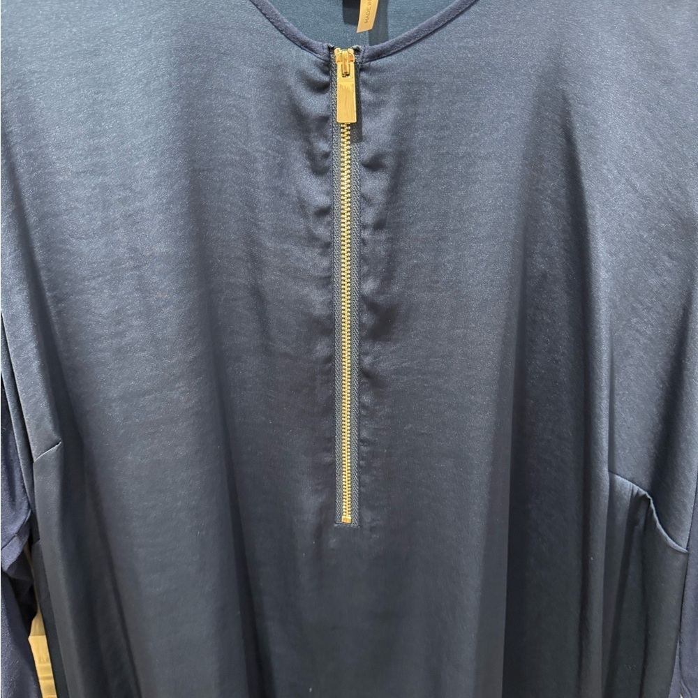 Vince Camuto Navy Blue Tunic Top - Picture 2 of 6